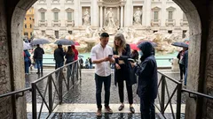 Fontana di Trevi: dal 2 febbraio arriva il ticket da 2 euro, cosa cambia tra accessi, file e controlli