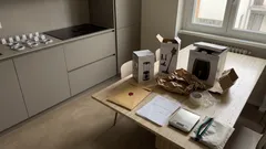 Dalle super offerte alle società “usa e getta”: la caccia all’impero dell’e‑commerce finita a Linate