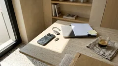 Khaby Lame ridisegna l’impero: l’accordo da 975 milioni e il nodo del “gemello” digitale