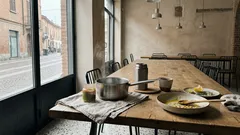 Una pappa da scaldare al ristorante: tra regole, scelte etiche e buonsenso